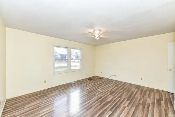 $159,900 | 1010 West 23rd Street, Muncie, IN 47302