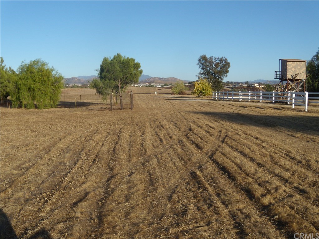 5002 Pourroy Road Winchester, CA 92596 - Photo 13 of 15 Gallery Image 13