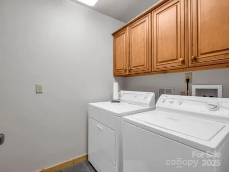 $875,000 | 202 Panorama Drive, Nebo, NC 28761