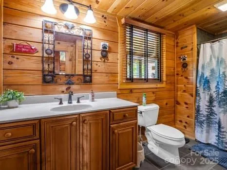 $875,000 | 202 Panorama Drive, Nebo, NC 28761