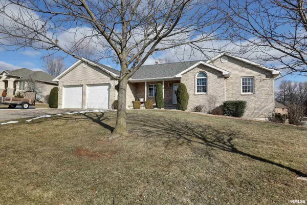 $375,000 | 2414 Lindsey Court, Quincy, IL 62305