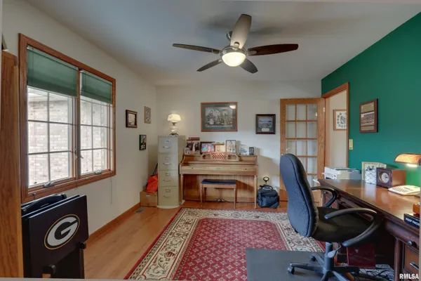 $375,000 | 2414 Lindsey Court, Quincy, IL 62305