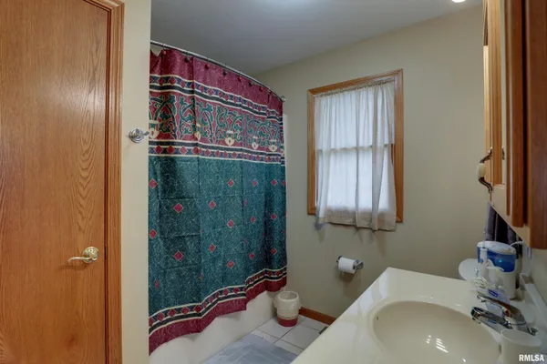 $375,000 | 2414 Lindsey Court, Quincy, IL 62305