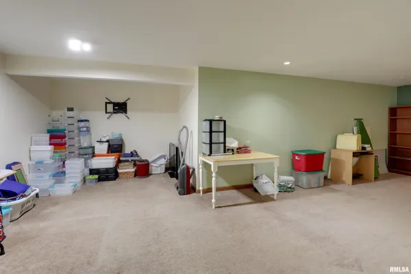 $375,000 | 2414 Lindsey Court, Quincy, IL 62305