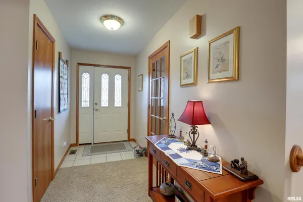 $375,000 | 2414 Lindsey Court, Quincy, IL 62305