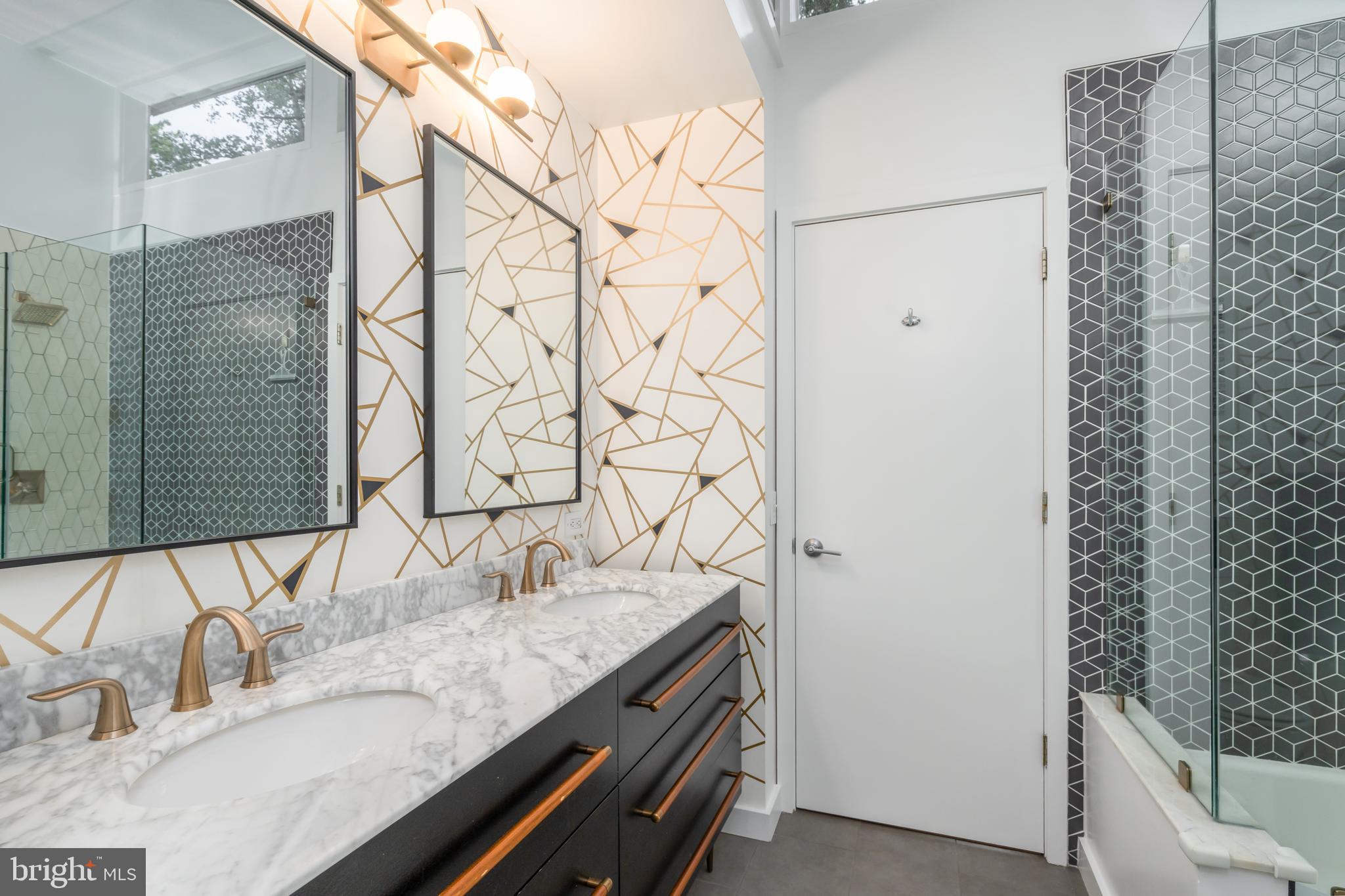 2201 Paul Spring Road Alexandria, VA 22307 - Photo 20 of 24 Recently Renovated Full Bathroom.