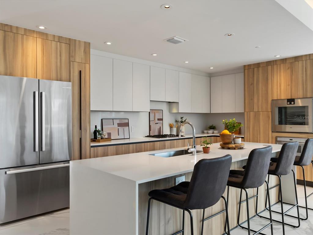 1020 Sunset Point Road, Unit 213 Clearwater, FL 33755 - Photo 12 of 83