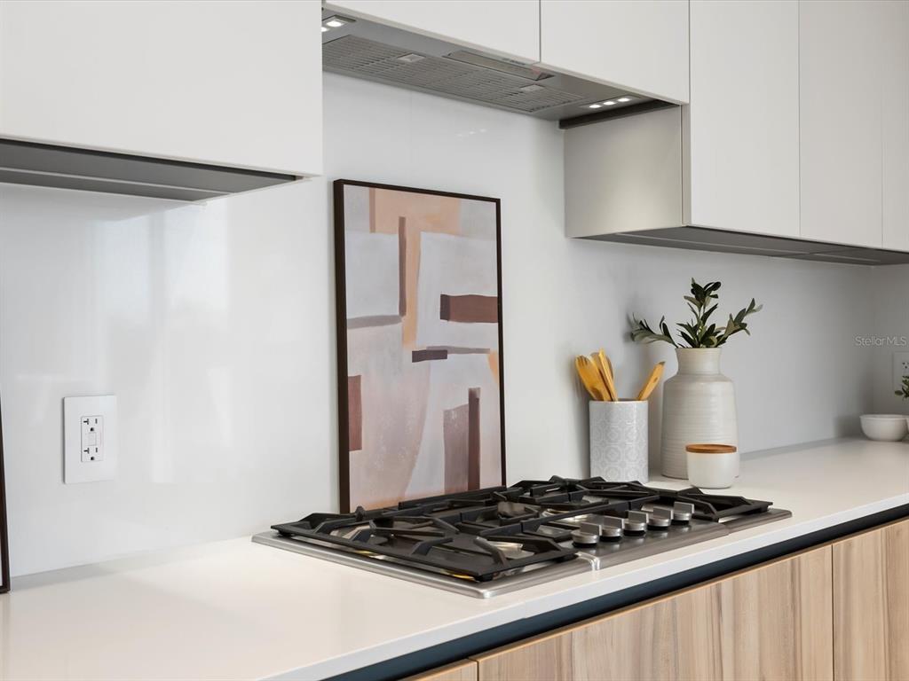 1020 Sunset Point Road, Unit 213 Clearwater, FL 33755 - Photo 15 of 83