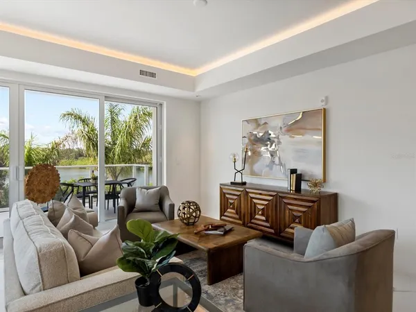 $1,800,000 | 1020 Sunset Point Road, Unit 213, Clearwater, FL 33755