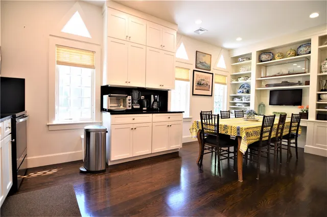 $22,500 | 431 Bellevue Avenue, Unit CH, Newport, RI 02840