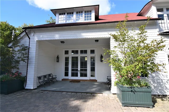 $22,500 | 431 Bellevue Avenue, Unit CH, Newport, RI 02840