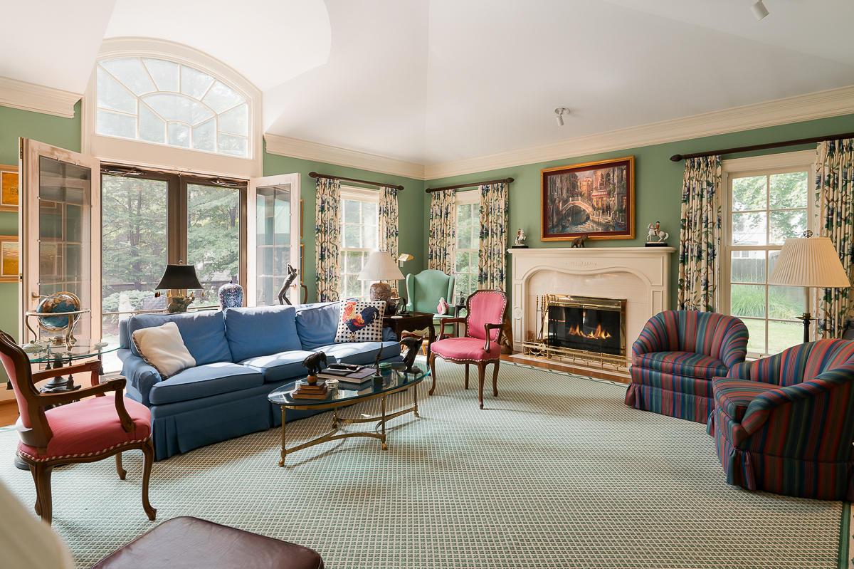 91 Ashbourne Road Columbus, OH 43209 - Photo 20 of 59