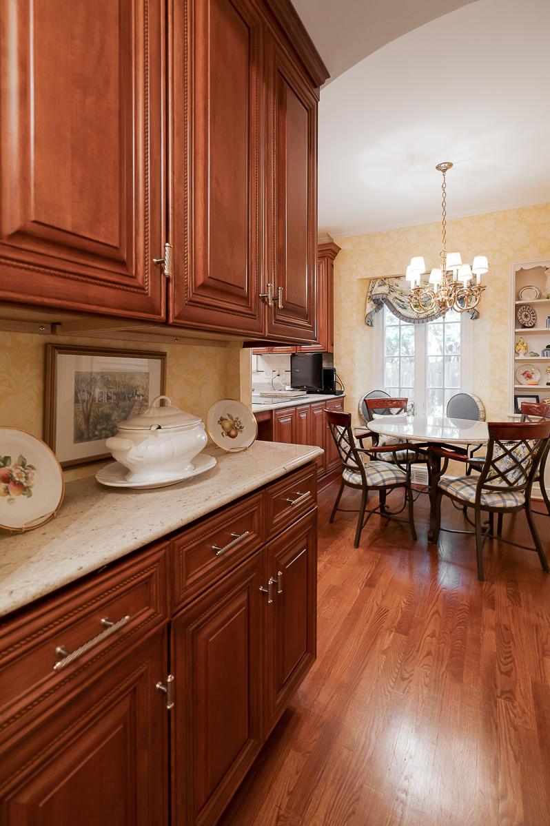 91 Ashbourne Road Columbus, OH 43209 - Photo 9 of 59