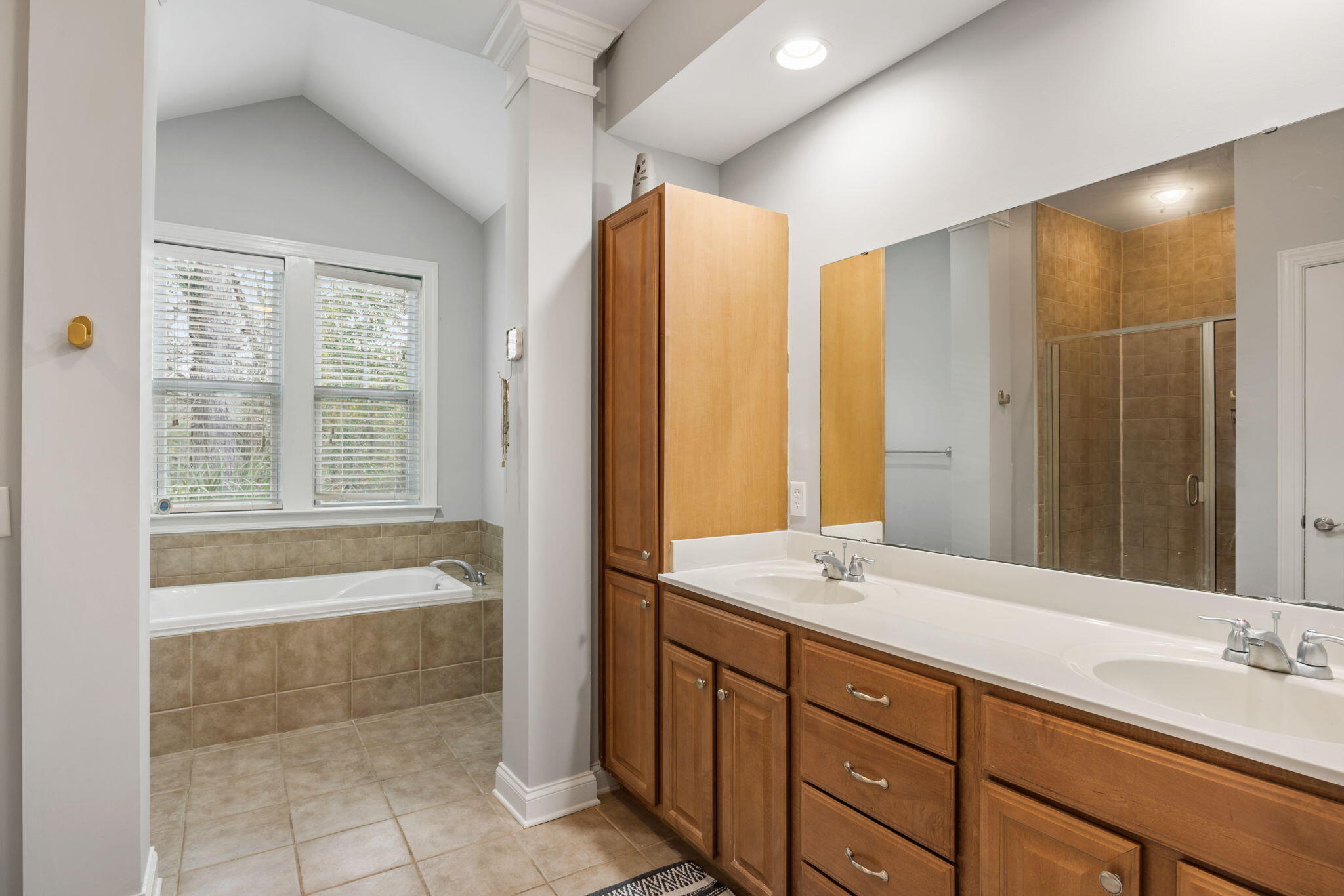 1171 Dingle Road Mount Pleasant, SC 29466 - Photo 19 of 28 Bathroom 1
