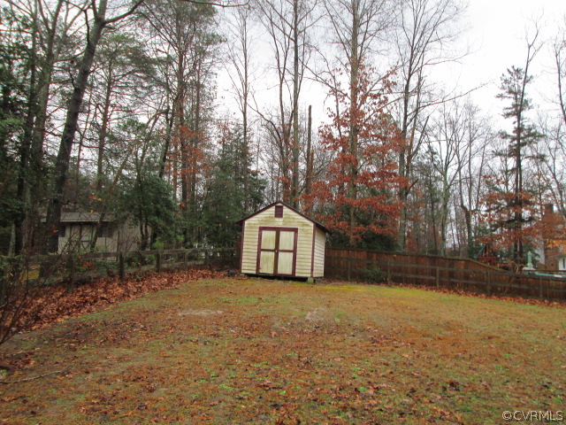 32 Holly Road Aylett, VA 23009 - Photo 3 of 16 Gallery Image 3