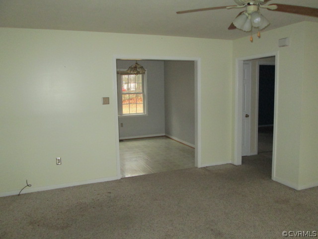 32 Holly Road Aylett, VA 23009 - Photo 4 of 16 Gallery Image 4