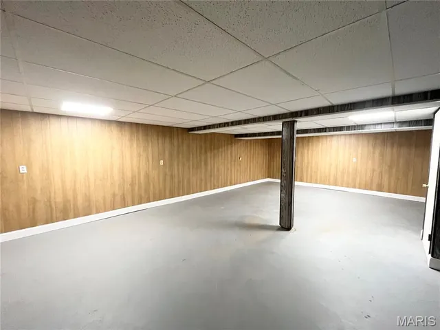 $160,000 | 10700 Hallstead Drive, St. Louis, MO 63136