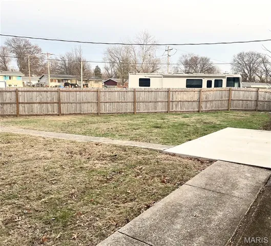 $160,000 | 10700 Hallstead Drive, St. Louis, MO 63136