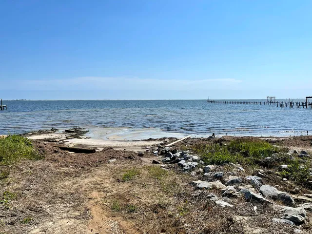 $525,000 | 1804 Brooke Beach Drive, Navarre, FL 32566