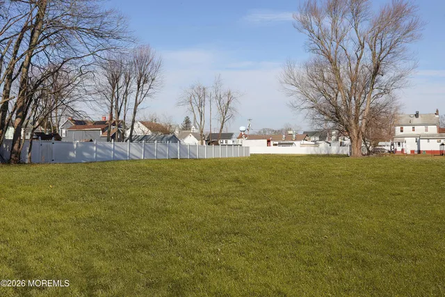 $3,150 | 12 Main Street, Unit A, Englishtown, NJ 07726