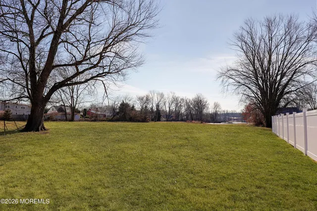 $3,150 | 12 Main Street, Unit A, Englishtown, NJ 07726