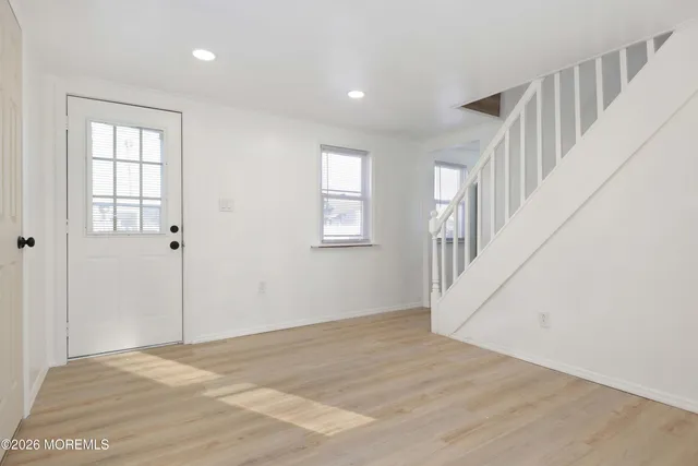 $3,150 | 12 Main Street, Unit A, Englishtown, NJ 07726