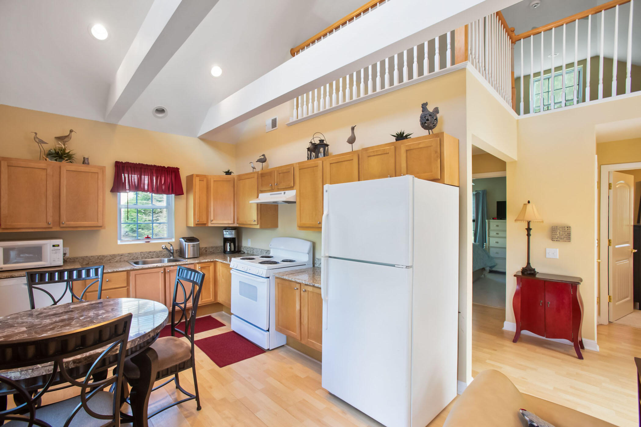 272 Mills Road, Unit 1 Kennebunkport, ME 04046 - Photo 9 of 33 packmaynard_jkerr_217millsrdcottage1kenn
