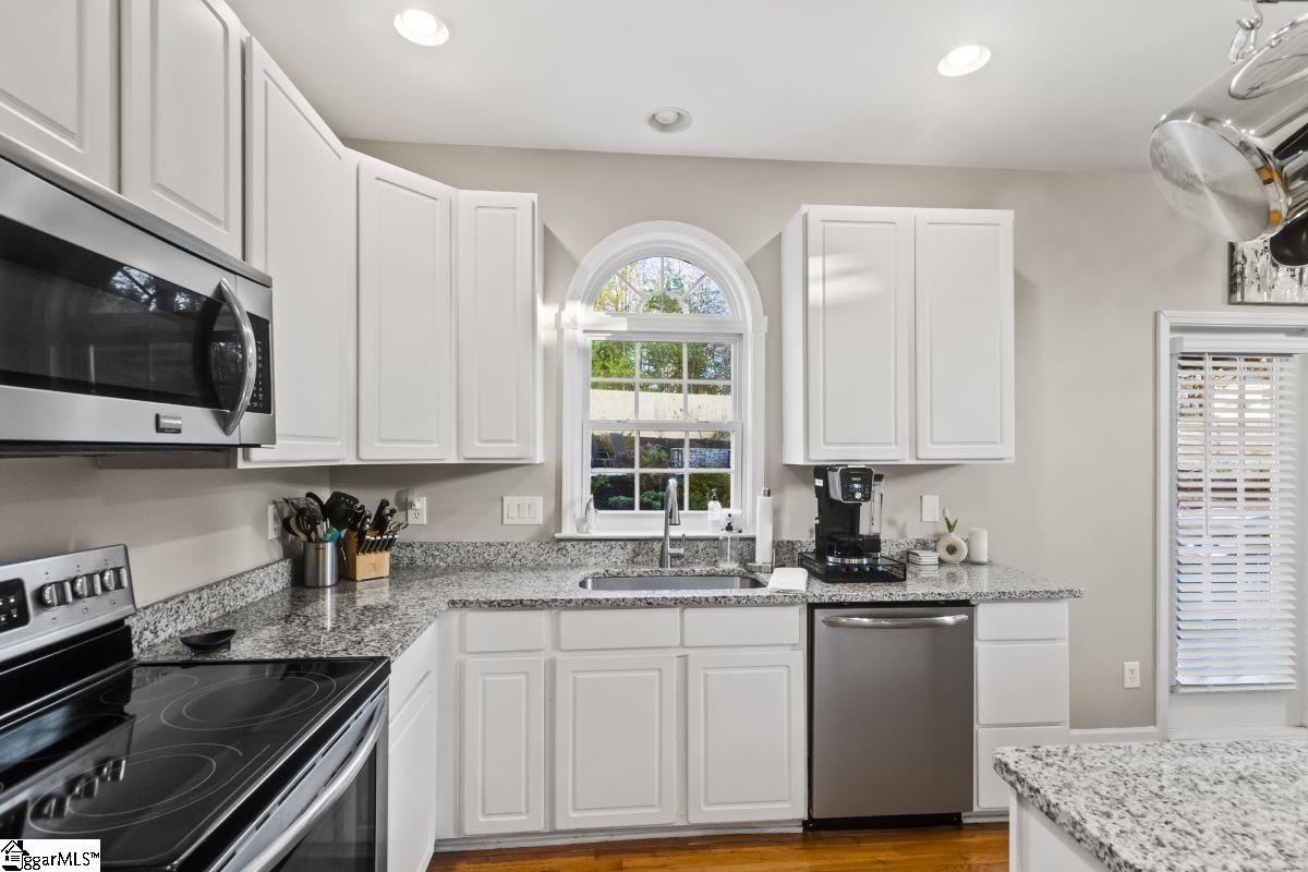 12 Bentley Way Greer, SC 29650 - Photo 30 of 48