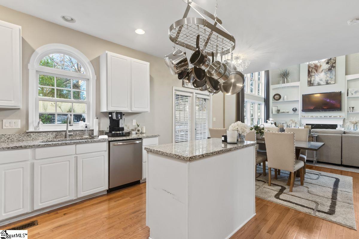 12 Bentley Way Greer, SC 29650 - Photo 31 of 48