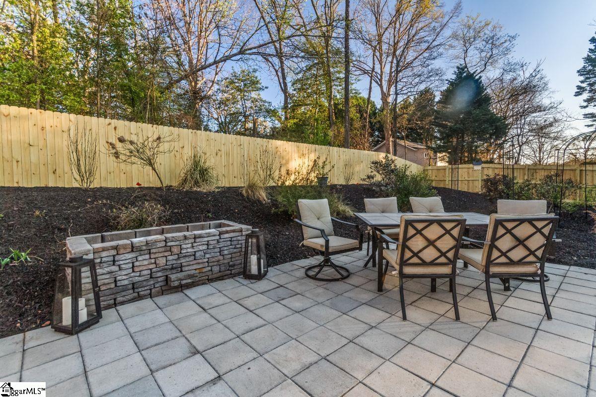 12 Bentley Way Greer, SC 29650 - Photo 9 of 48