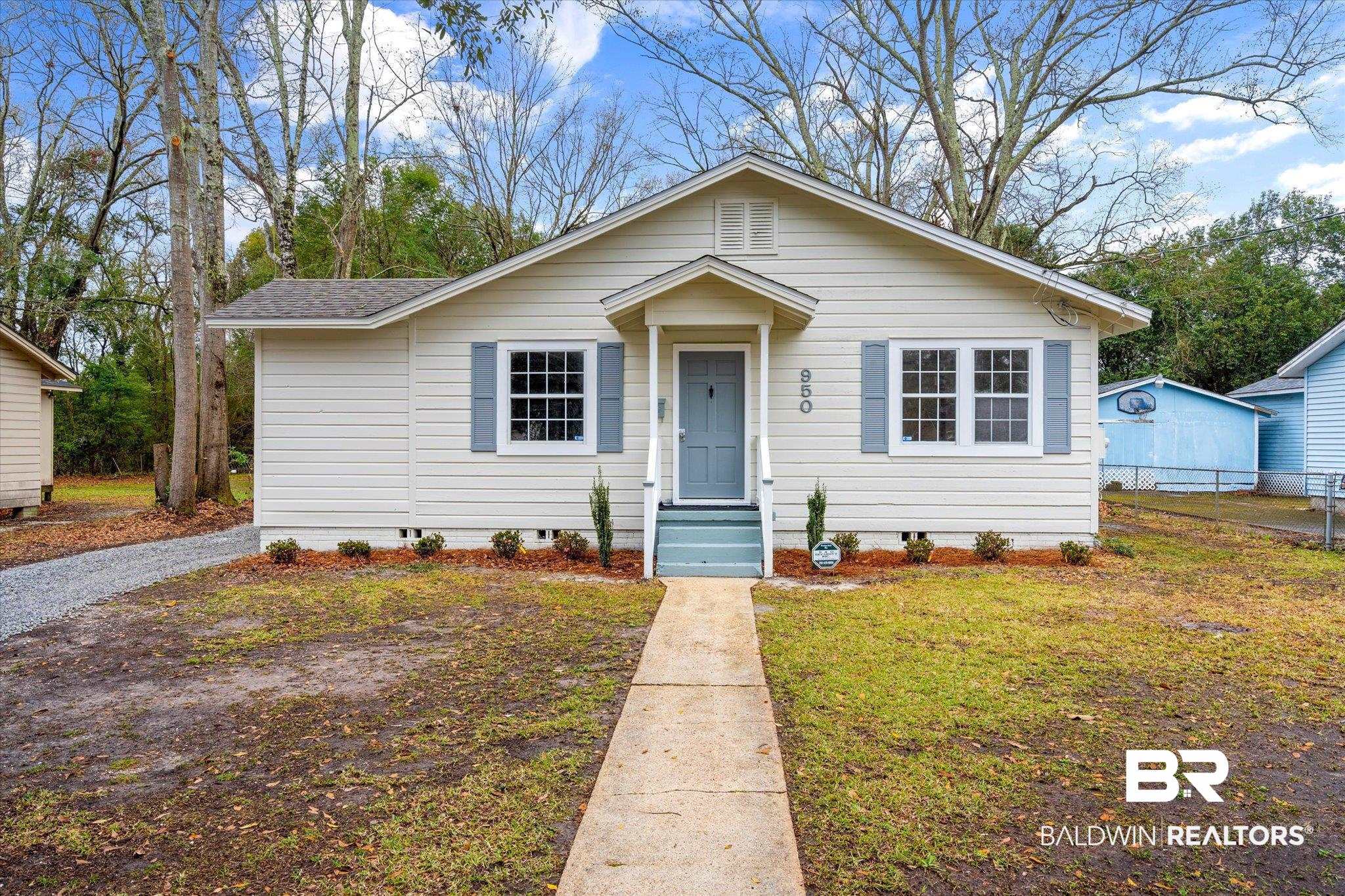 950 Cloverdale Drive Mobile, AL 36606 - Photo 1 of 20