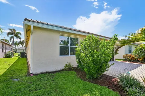 $350,000 | 322 Southwest Tomoka Springs Drive, Port St. Lucie, FL 34986