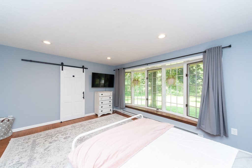 127 Putnam Road Holden, MA 01520 - Photo 16 of 42 Gallery Image 16