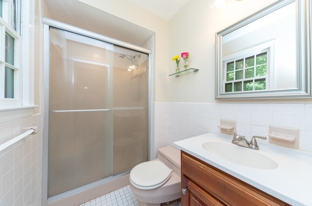127 Putnam Road Holden, MA 01520 - Photo 22 of 42 Gallery Image 22