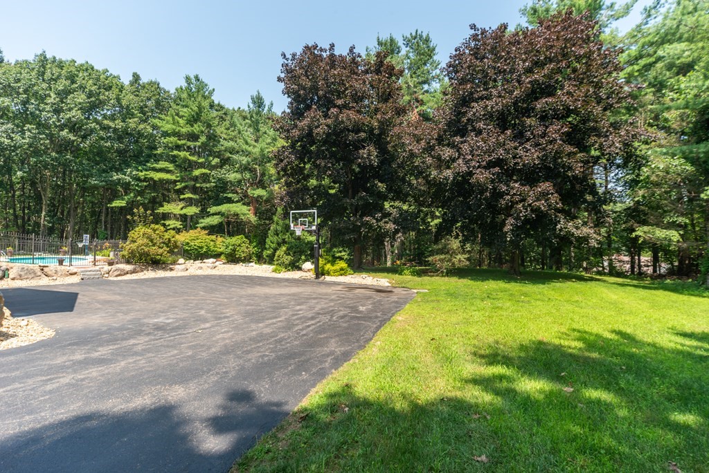 127 Putnam Road Holden, MA 01520 - Photo 41 of 42 Gallery Image 41