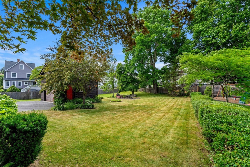 60 Linden Road Melrose, MA 02176 - Photo 26 of 40