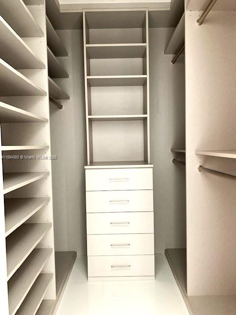 851 Northeast 1st Avenue, Unit 1704 Miami, FL 33132 - Photo 5 of 6