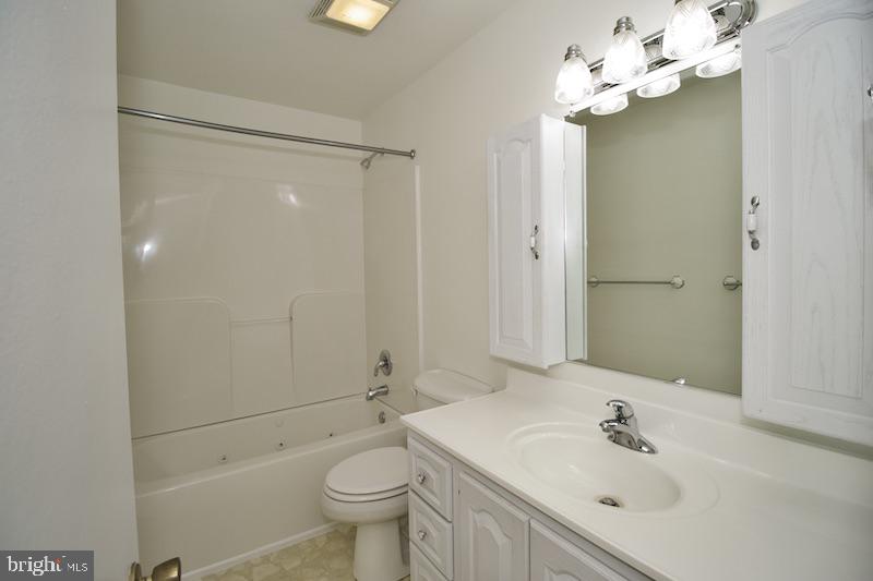 18 North Springview Drive Dover, DE 19901 - Photo 21 of 53