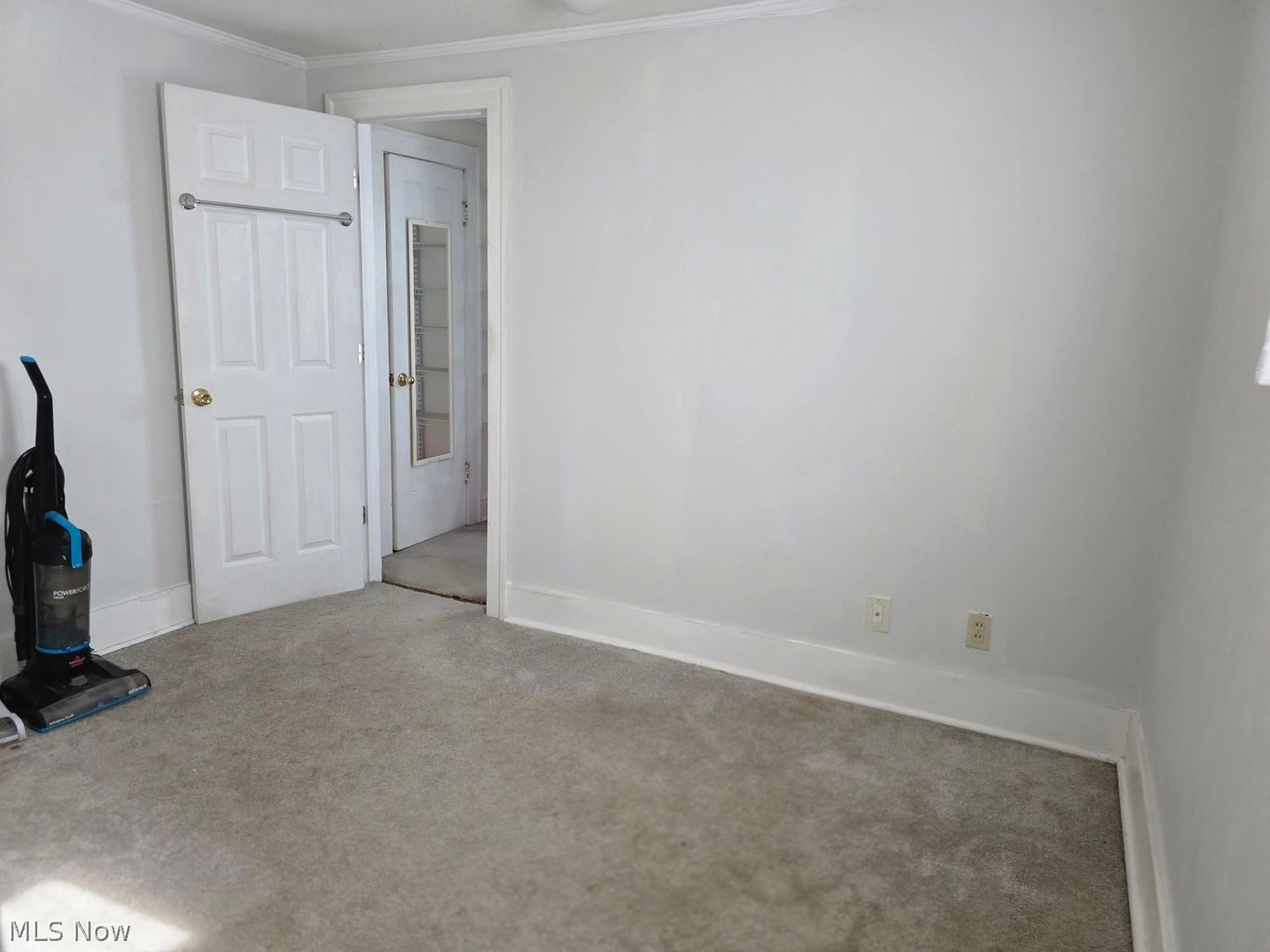 222 Raff Road Northwest Canton, OH 44708 - Photo 11 of 26