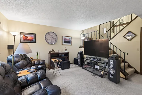 $899,900 | 5531 Maryland Avenue North, New Hope, MN 55428