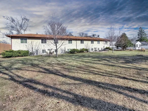 $899,900 | 5531 Maryland Avenue North, New Hope, MN 55428