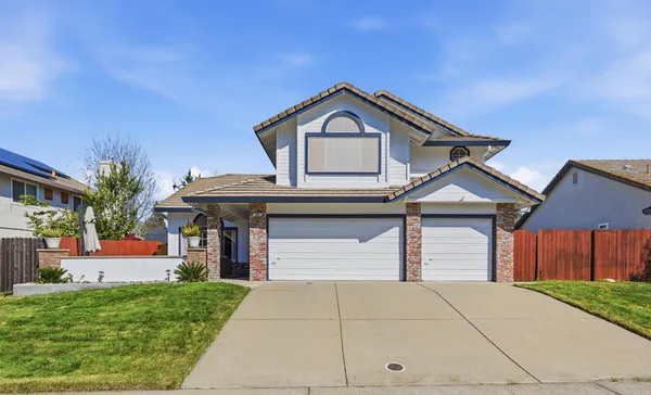 $720,000 | 603 Bronte Court, Roseville, CA 95747