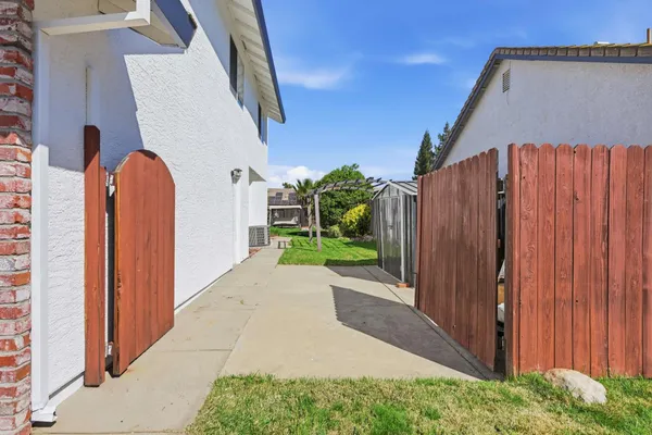 $720,000 | 603 Bronte Court, Roseville, CA 95747