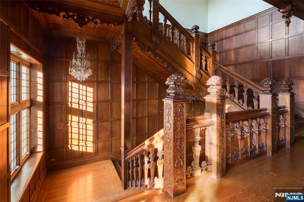 675 Ramapo Valley Road Mahwah, NJ 07430 - Photo 17 of 37 Gallery Image 17