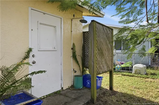 $375,000 | 1991 Southeast Jackson Street, Stuart, FL 34997