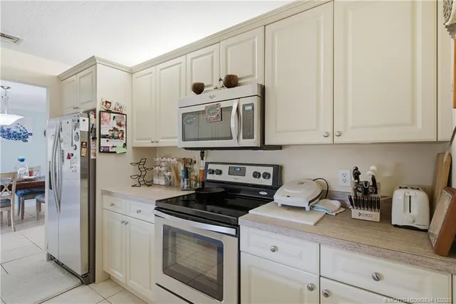 $375,000 | 1991 Southeast Jackson Street, Stuart, FL 34997