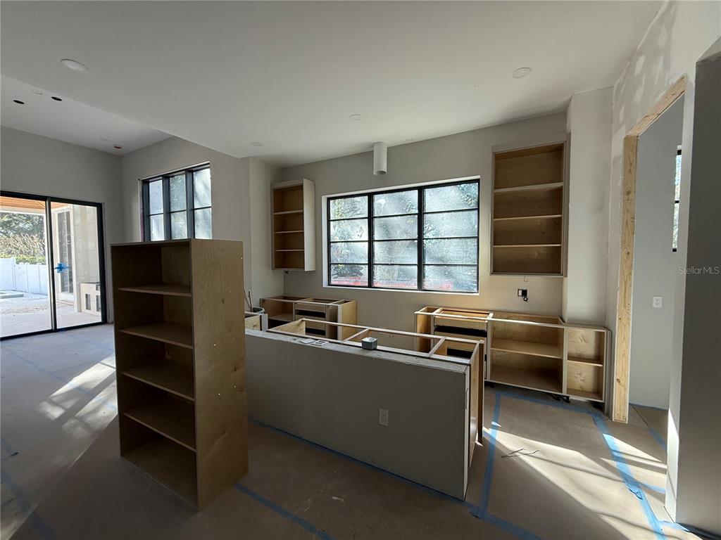 1910 Glencoe Road Winter Park, FL 32789 - Photo 11 of 12 a room with furniture and window