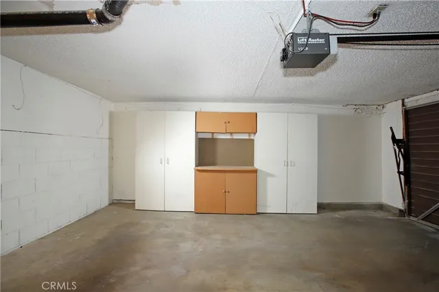 $810,000 | 400 West Riverside Drive, Unit 2, Burbank, CA 91506