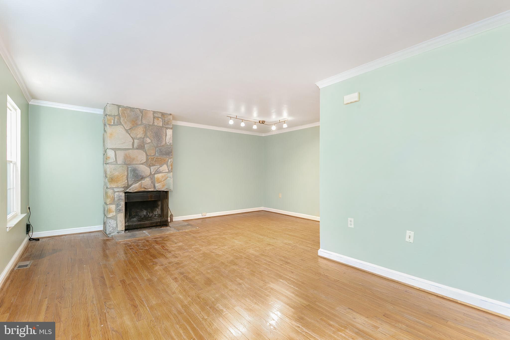 6100 Calico Pool Lane Burke, VA 22015 - Photo 14 of 34