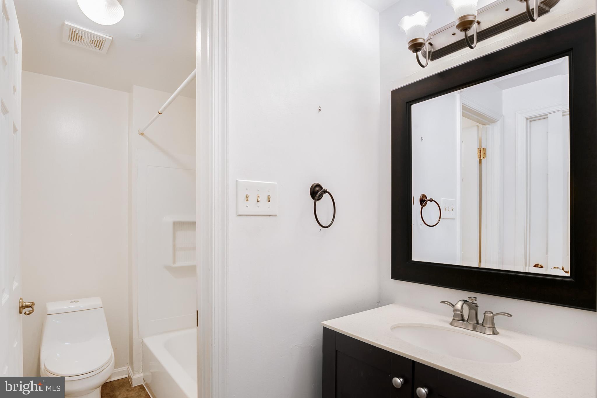 6100 Calico Pool Lane Burke, VA 22015 - Photo 22 of 34